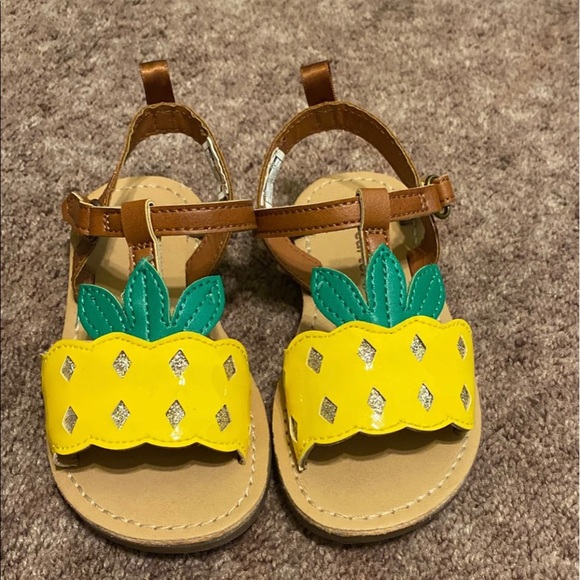 Carter’s Sandals Bundle - Picture 2 of 9